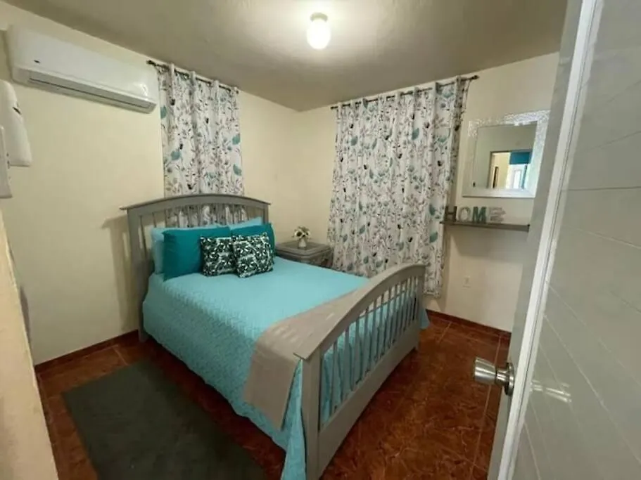 Holiday home Casa Campo Privada Con Piscina Barceloneta Puerto Rico